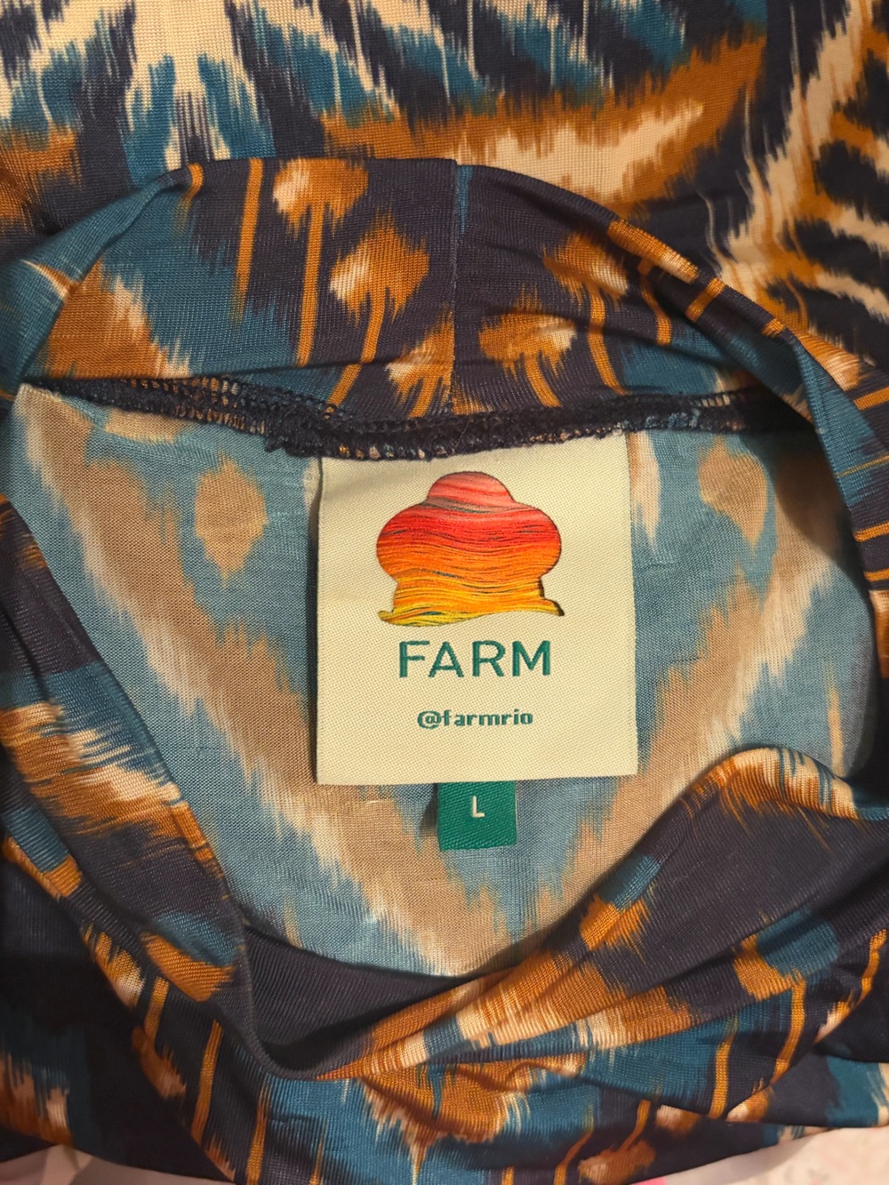 Farm Rio Blue & Orange Pineapple Ikat Jersey Blouse Size L - Picture 8 of 10